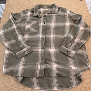 Magellan Outdoors Fish Gear Long Sleeve Green Boyfriend Fit Women's shirt 3X